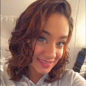 Meet your Posher, Amber